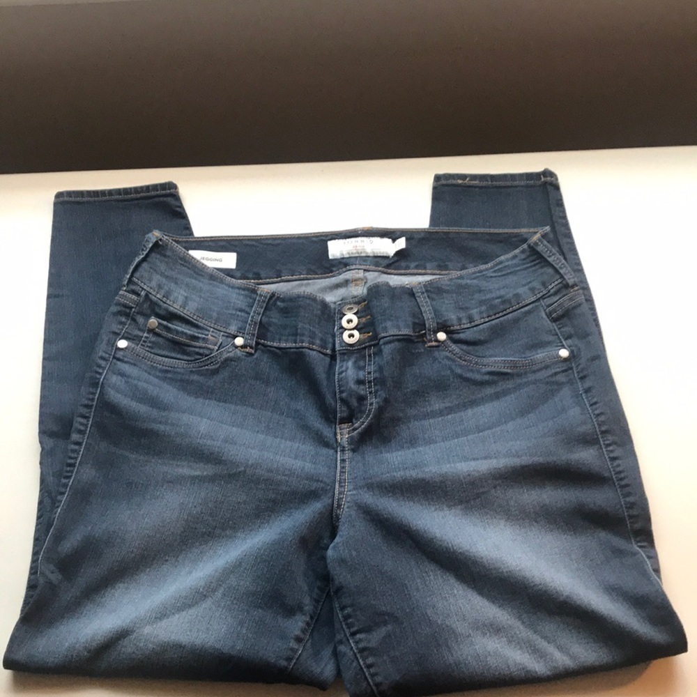 Torrid denim Jean Dark wash Jegging size 18